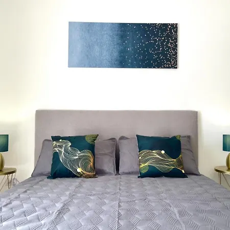 Seafront Duplex Sea View And Spacious Gardens * Porto Recanati