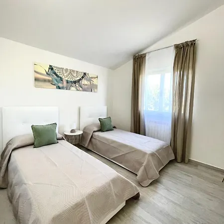 Villa Seafront Duplex Sea View And Spacious Gardens Porto Recanati